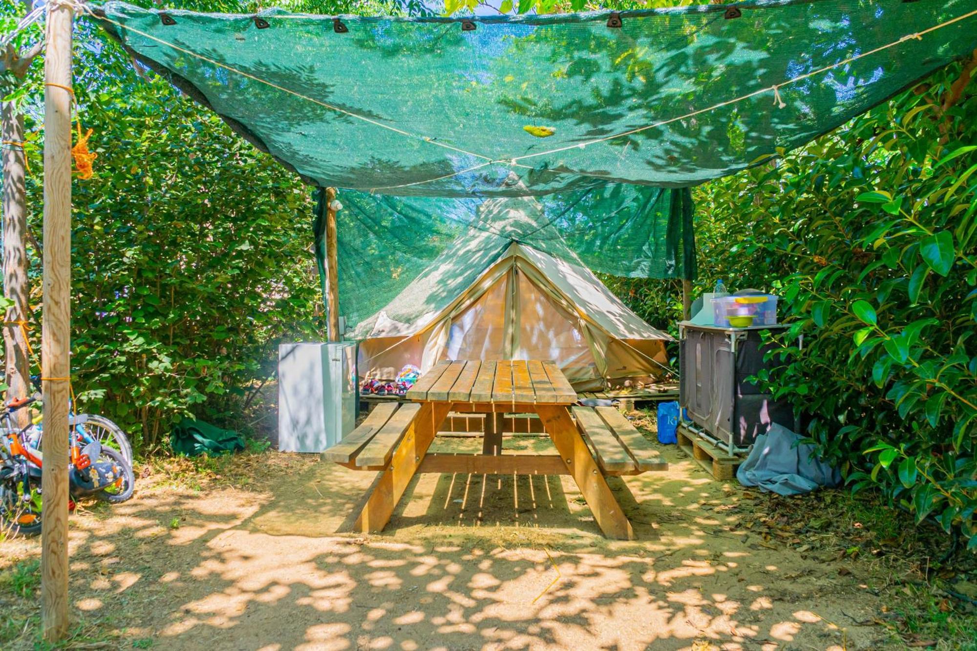 Отель Ecologic Vinyols Camp Винольс-и-Арчс Экстерьер фото